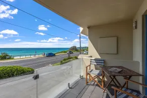 Aqua Shores Studio - Image 3