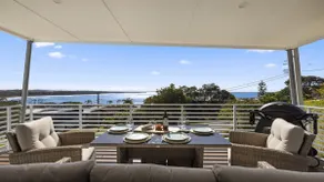 Tea Trees - Modern Townhouse, Village and Beach - Image 2