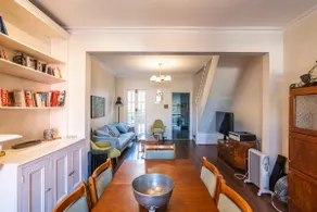Sunny & vibrant 2 level home in heart of Newtown - Image 3