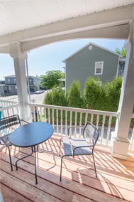 Victoria loft with balcony and free parking - Image 4