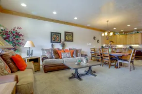 High-End Huntsville Condo w/ Private Hot Tub! - Image 3