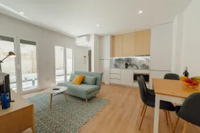 Courtyard Oporto Design Apartment C With Terrace - Image 3