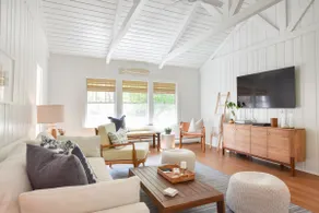 Spacious Beach House 6 Min Walk to Beach - Image 3