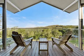 Affinity Luxury Studio with Spa and Amazing Views - Image 2