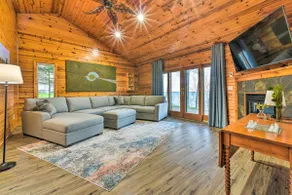 Lakefront Applegate Retreat w/ Private Beach! - Image 4