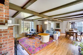 Quaint Woodstock Escape - 2 Mi to Tinker St! - Image 5