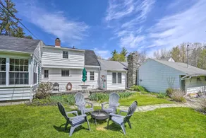 Quaint Woodstock Escape - 2 Mi to Tinker St! - Image 2