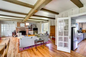 Quaint Woodstock Escape - 2 Mi to Tinker St! - Image 4