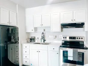 Suite #24 Modern One Bedroom in Midtown, OKC! - Image 4