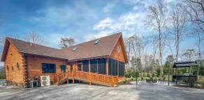 FOX DEN CABIN - Image 3