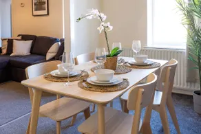 Cozy Coastal Getaway - Image 2