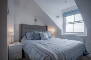 Ramsey Apartment - 2 Bedroom Apartment - Tenby - Image 4