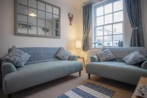 Ramsey Apartment - 2 Bedroom Apartment - Tenby - Image 2