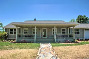 Game Room + Views + Biltmore Pass + More - Image 2