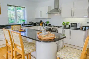 Spacious rural house for 10, close to the beach - Image 3
