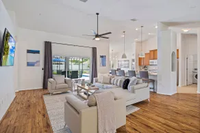 Renovated Pool home with Game room and Bicycles - Image 3
