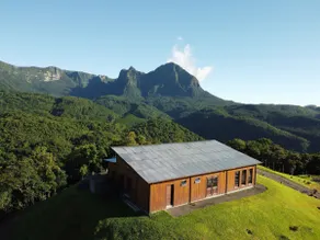 Leão Baio Cabin with coffee and hydro, in Corvo Branco - Image 2