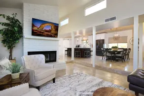 Tierra Velo - HGTV Style in East Tucson - Image 2