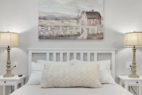Romantic Getaway with Private Patio and Hot Tub on Main Street - Magnolia Suite - Image 4