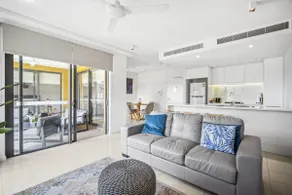 1 bedroom Waterfront Precinct home away from home - Image 5