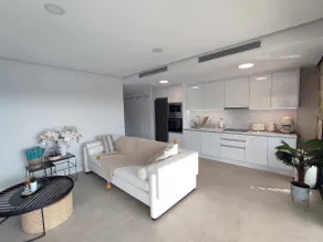 Modern apartment with view to Gibraltar, large terrace and jacuzzi - Image 3