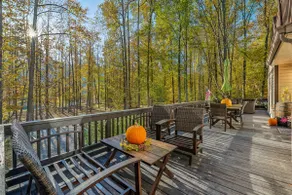 Herons Rest -riverfront, fire pit, wifi, deck - Image 4