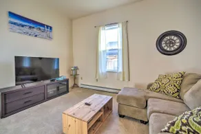 1/2 Mi to Windham Mtn: Main Street Condo - Image 2