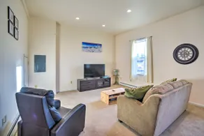 1/2 Mi to Windham Mtn: Main Street Condo - Image 4