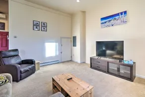 1/2 Mi to Windham Mtn: Main Street Condo - Image 5