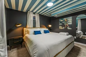Fam Friendly•Hot Tub•Theater•Games•Central - Image 5