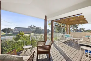 Kingfisher Beach House - Image 3