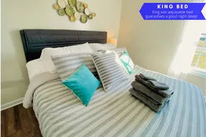 Modern & Cozy ~ 5* Location, Pets Welcome, Plenty - Image 2