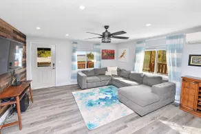 Dragonfly Cottage by EMR Vacation Rentals - Image 4
