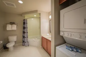 Quiet Villa with Access to Amazing Amenities - Image 5