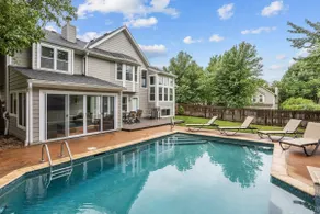 Spacious 5-Bed Home with Pool in Overland Par! 27 - Image 3