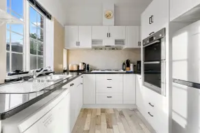 Lovely Apartment with Spectacular Views - Image 5