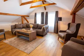 Favorite accommodation penthouse apartment 13 - Image 2