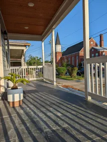 Downtown Cottage + Big Backyard + Pet Friendly - Image 2