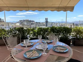 200Mbps Wifi - Penthouse With Acropolis View - Image 2