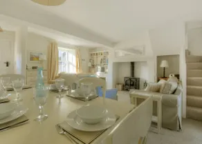 Charm Cottage - Image 5