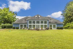 4BR, 4BA, Amazing Indoor Pool, EV charger, ~10 acres retreat, next to Park - Image 5