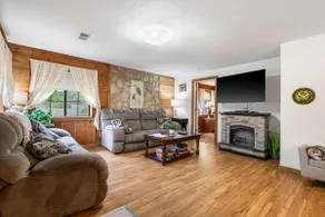 The Cozy Cottage Getaway - Private Pool & Hot Tub - Image 2