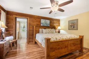The Cozy Cottage Getaway - Private Pool & Hot Tub - Image 3