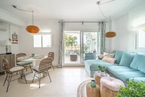 Spectacular and Stylish 2 Bed Aparment - AA1711LT - Image 5