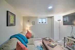 Fresh Downtown Longmont Apartment - Walk to Main! - Image 4