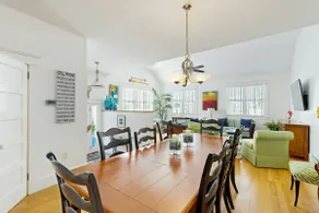 Upgraded dog friendly home one & a half blocks to - Image 5