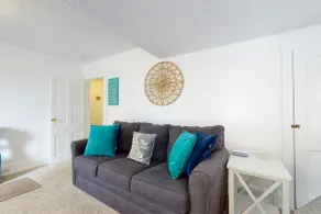 Downtown Coastal Condo: WiFi Deck & AC - Image 5