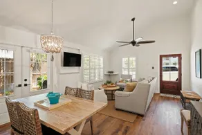 Stunning backyard oasis nestled between pier/village and beach - SSI Sunshine - Image 5