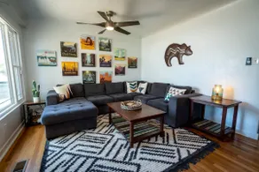 NM TRUE 3Bed + game room- Central UNM / NOB HILL - Image 2