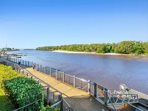Sunset Waters Creekfront Apartment - Image 2